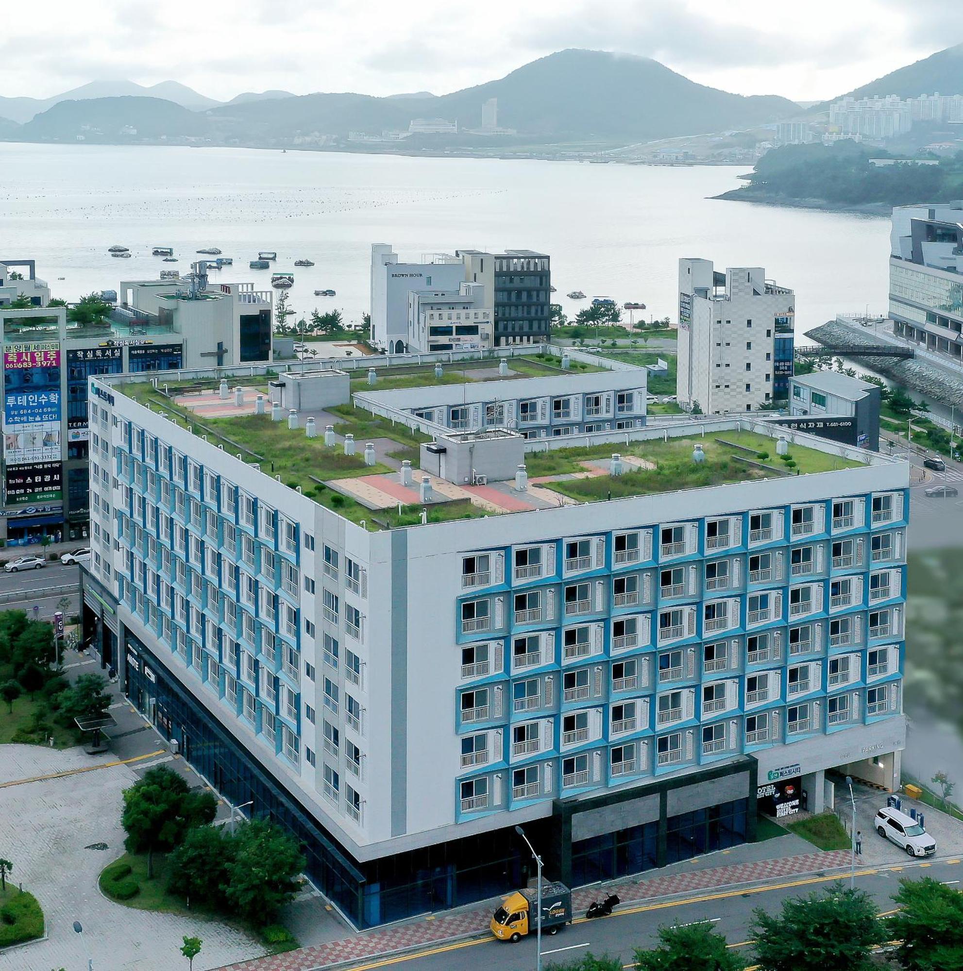 Yeosu Hotel First City Exterior foto